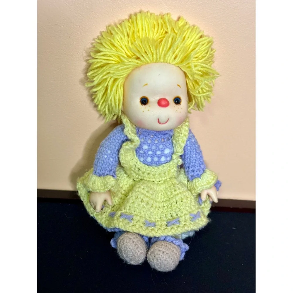 Vintage 1980s Handmade Crochet Doll Komfy Kids Style Vinyl Freckle Face